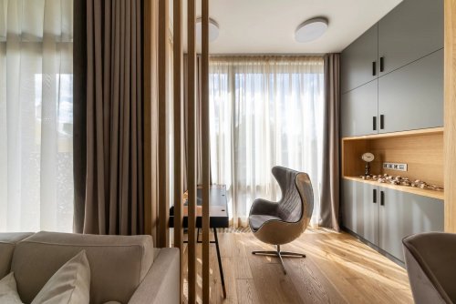 ������� ������� � ����������� �������: �������������� � ����������������